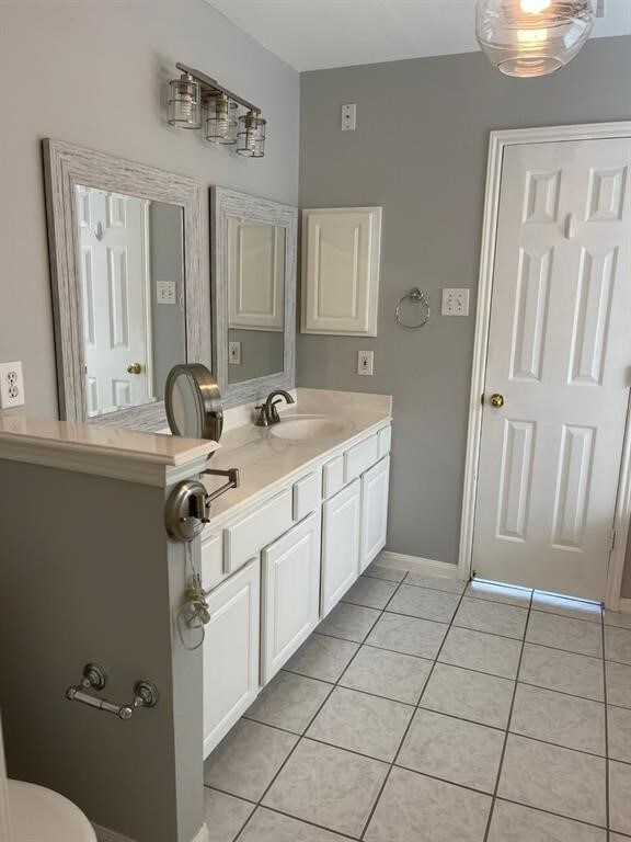 Building Photo - 14622 Vaughnville Dr