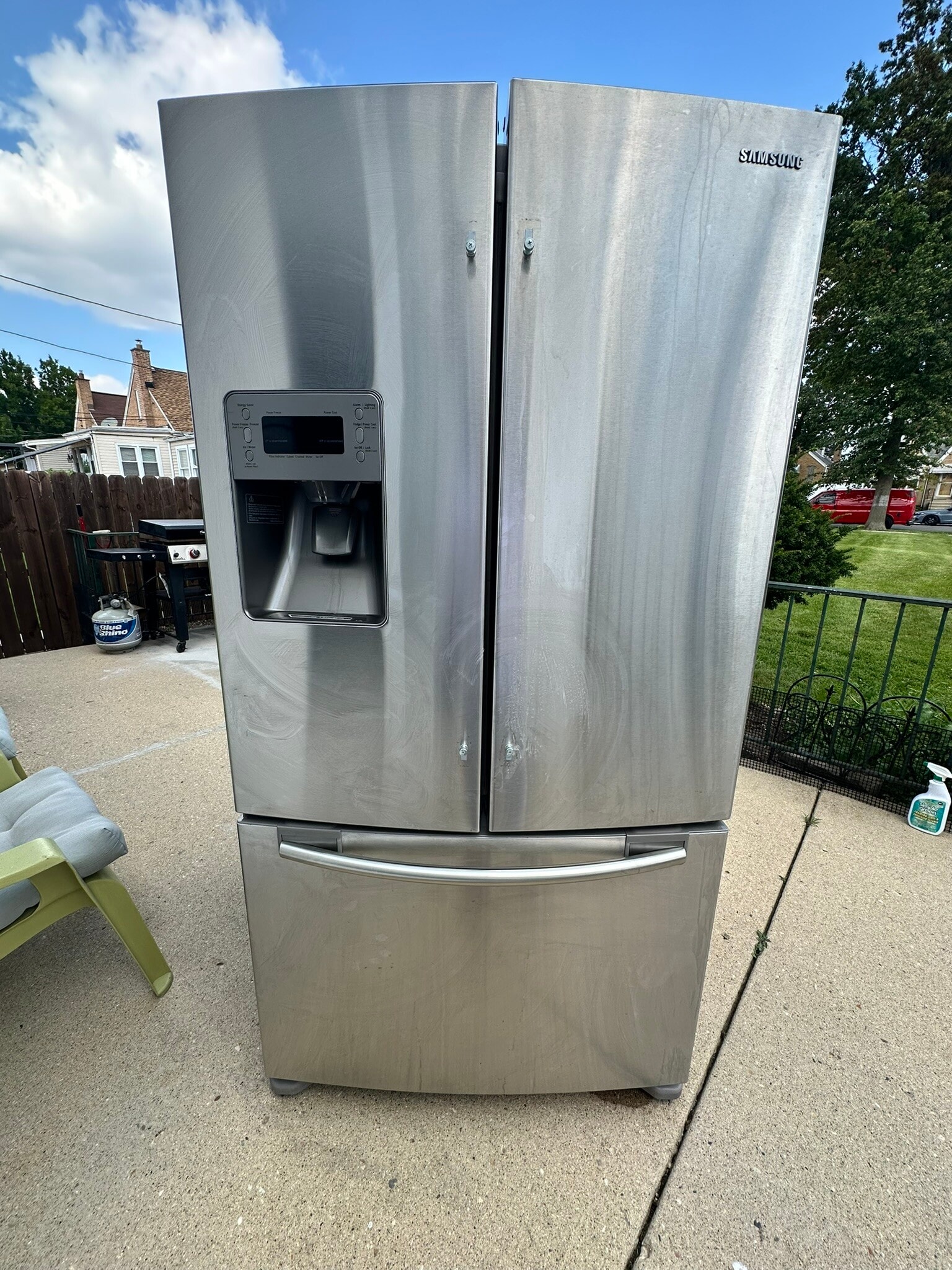 New refrigerator - 3346 N Neva Ave