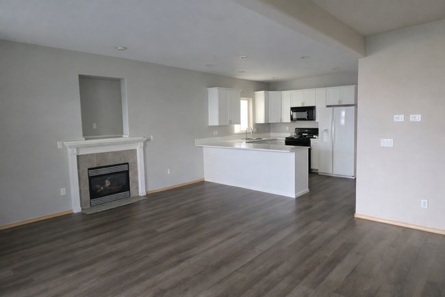 Building Photo - 13622 SE 281st Ct