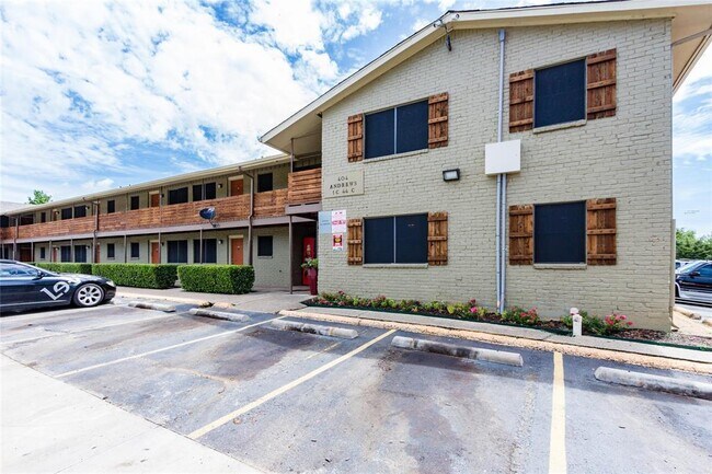 Building Photo - 404 Andrews Ave