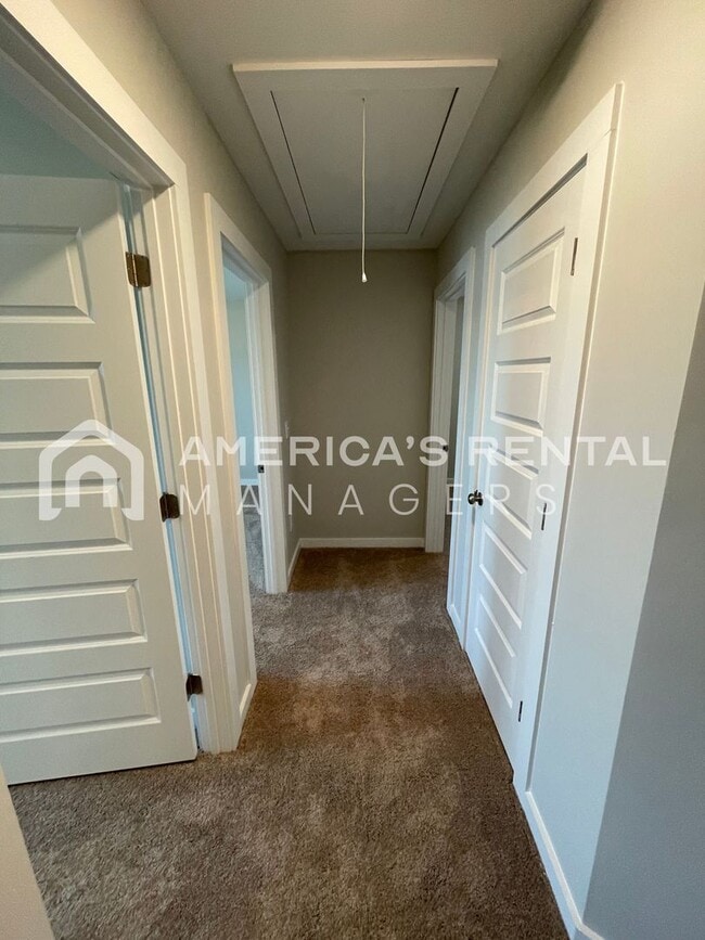 Building Photo - Home for Rent in Calera, AL!!! View with 48 Hours Notice!