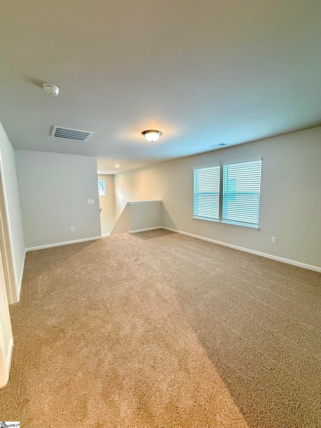 Building Photo - 139 Gervais Cir