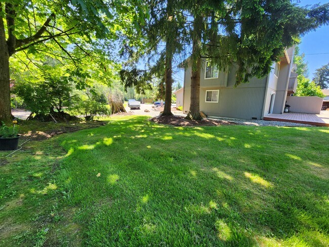 Building Photo - 13502 36th Pl W