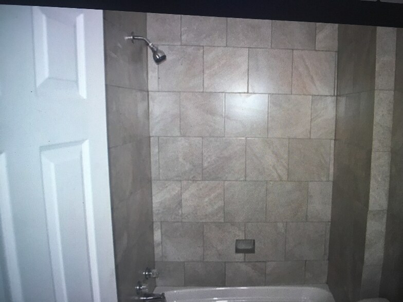 Building Photo - 6044 Cordova Rd