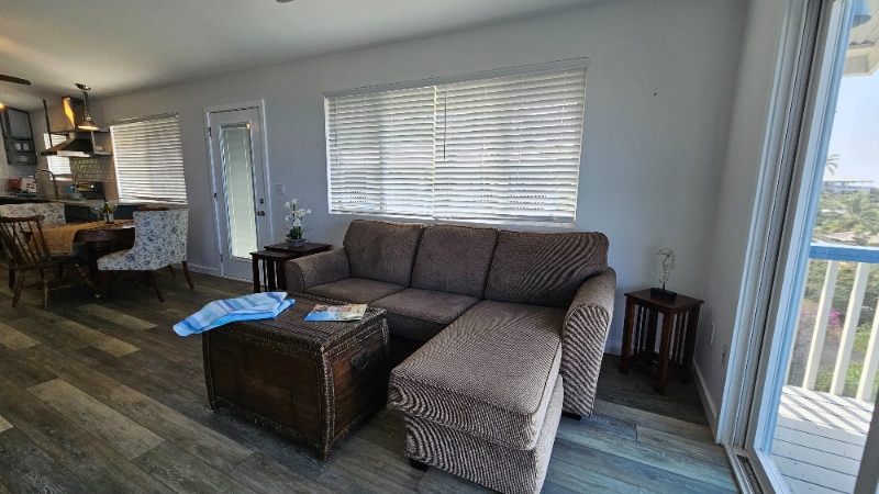 Building Photo - 87-3210-3210 Rd G