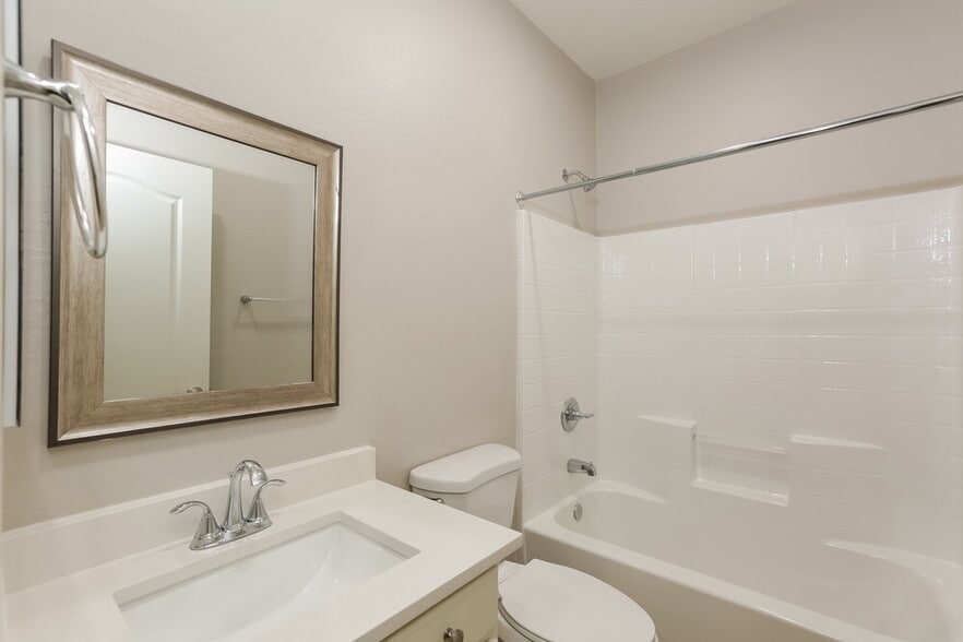 Building Photo - 7110 W Superior Ave