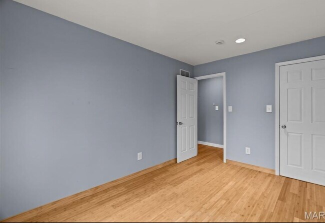 Building Photo - 5462 Christy Ave