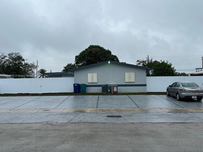 Building Photo - 19120 NW 36th Ave