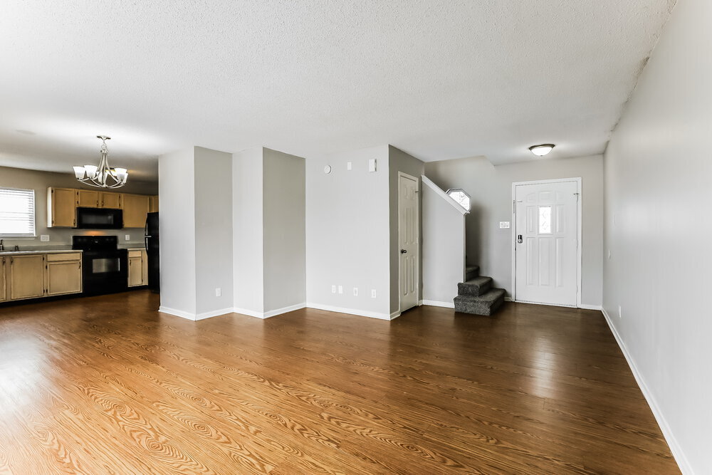 Building Photo - 35 Frostwood Ln