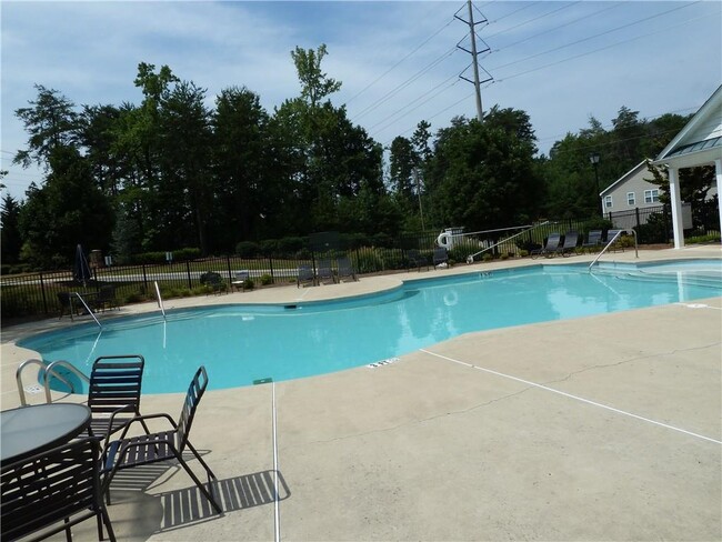 Building Photo - 1450 Brookmere Way