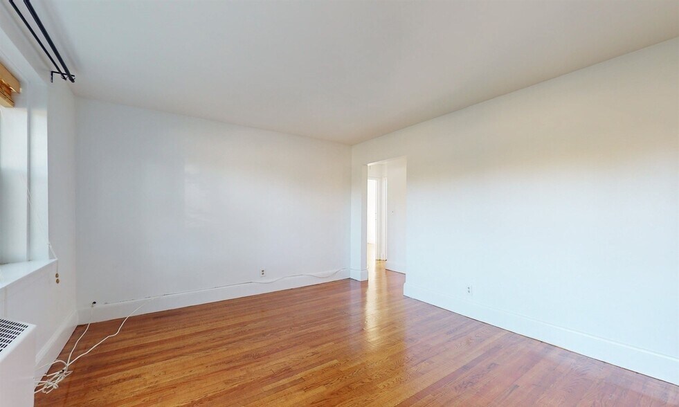 Building Photo - 461 Arborway