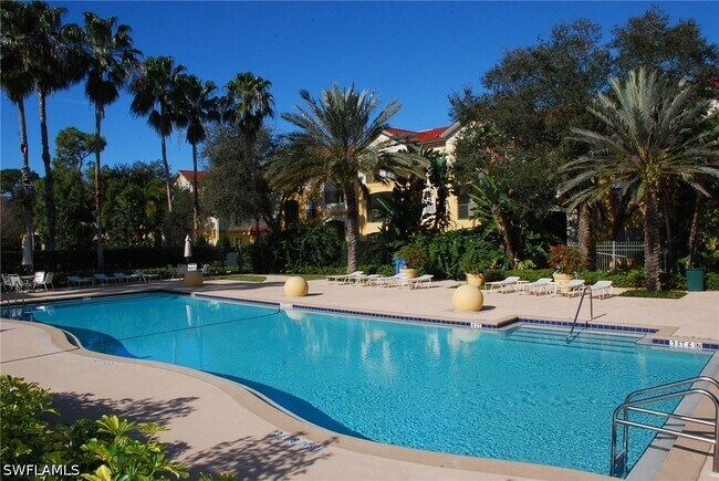 Building Photo - 11571 Villa Grand