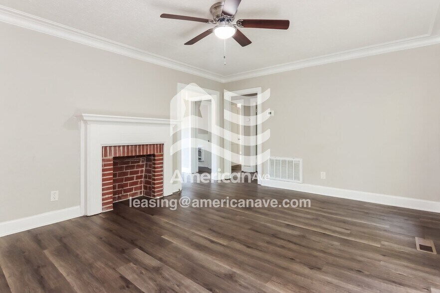 Building Photo - 3921 17th Ave