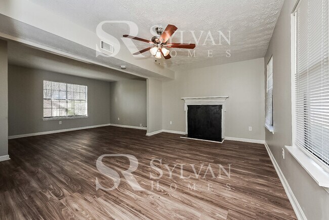 Building Photo - At Last, This Is What You Have Been Searching For!