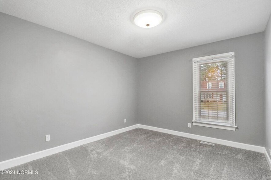 Building Photo - 4131 Raven Ridge Dr NW