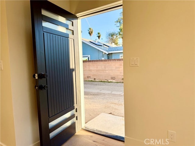 Building Photo - 22404 Vanowen St