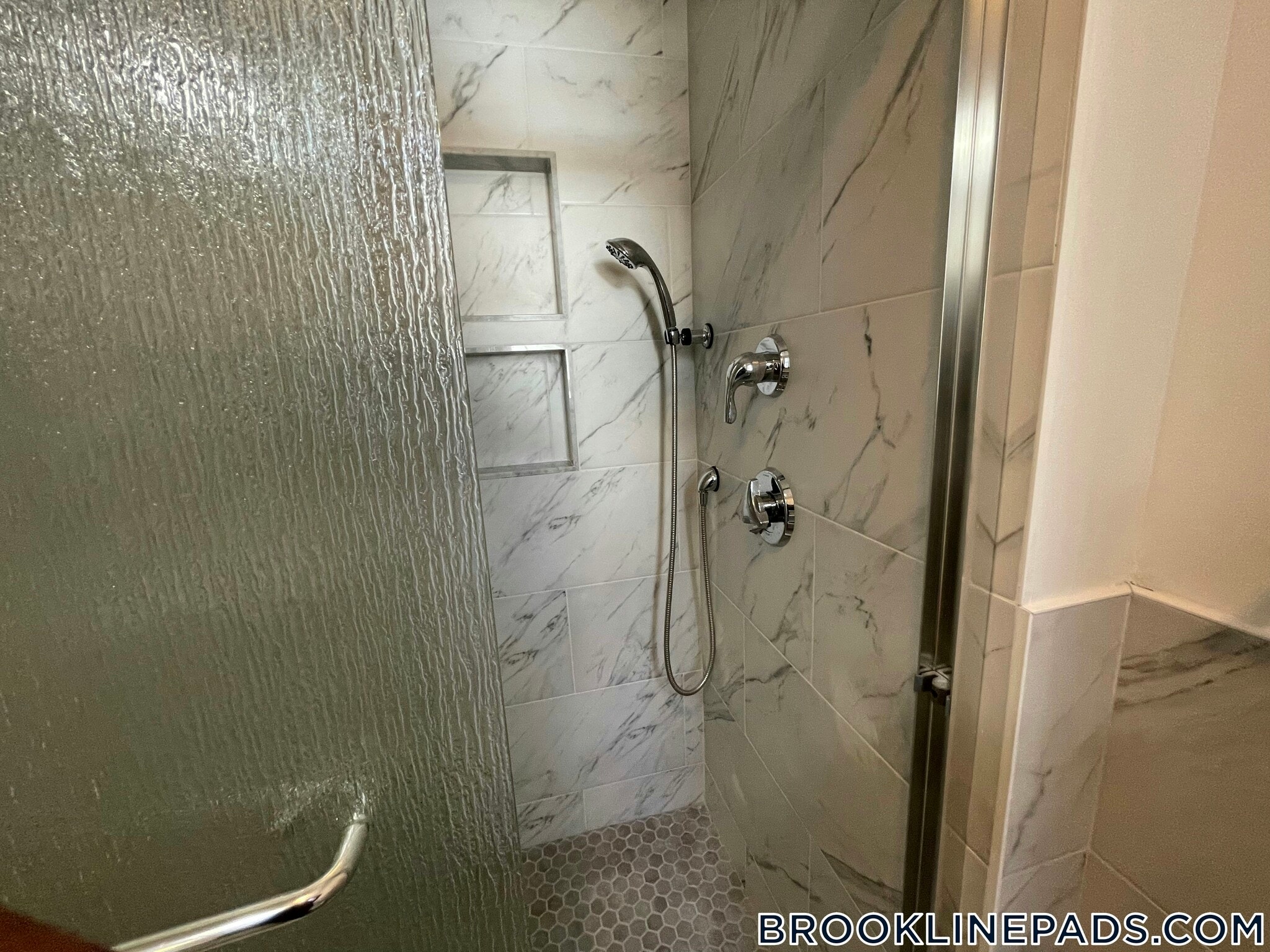 Building Photo - 79 Brook St