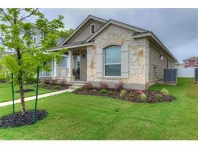 Building Photo - 932 Lost Pines Ln