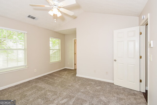 Building Photo - 381 Clearsprings Dr