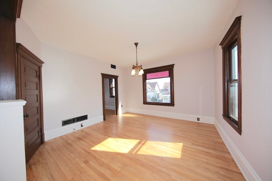 Living Room - 1334 Monroe St NE