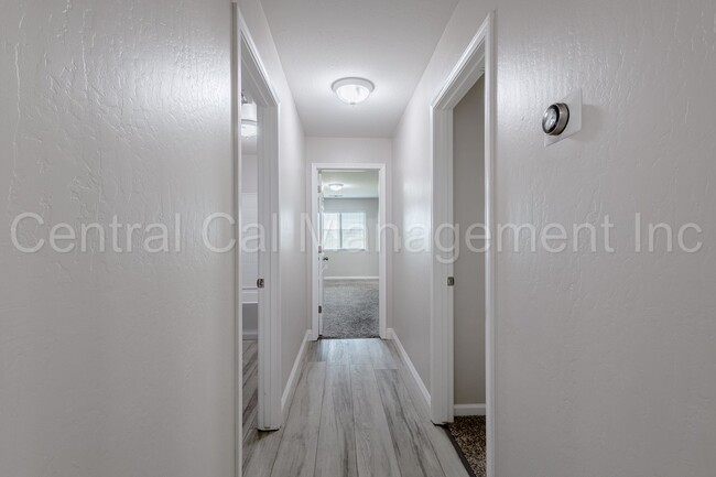 Building Photo - 4 Bedroom/2 Bath Home with Solar - $2695 p...