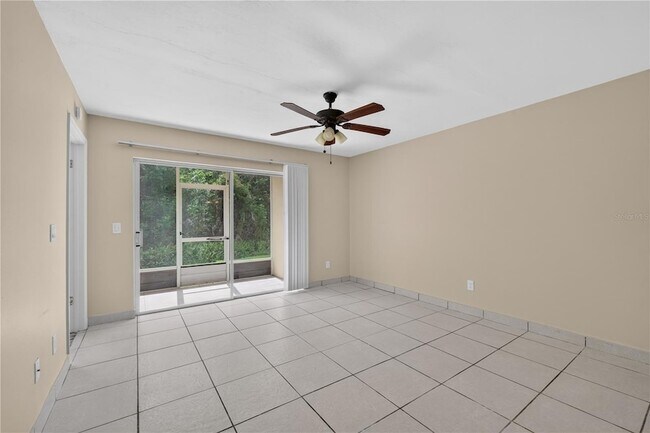 Building Photo - 13829 Timberland Dr
