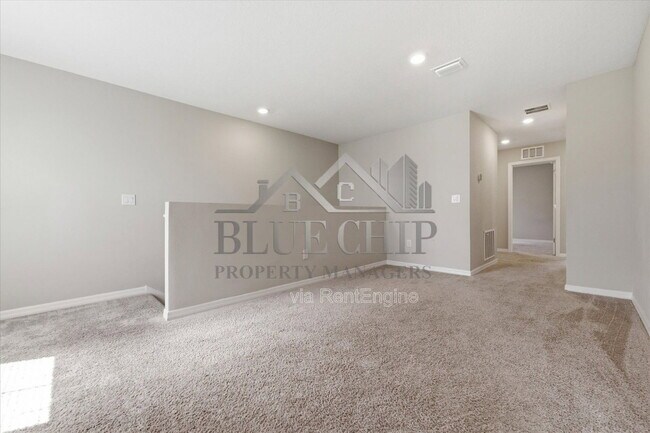 Building Photo - 12937 Camarillo Pl