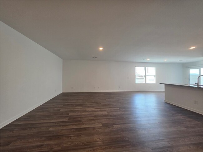 Building Photo - 2571 Montano Ridge Dr