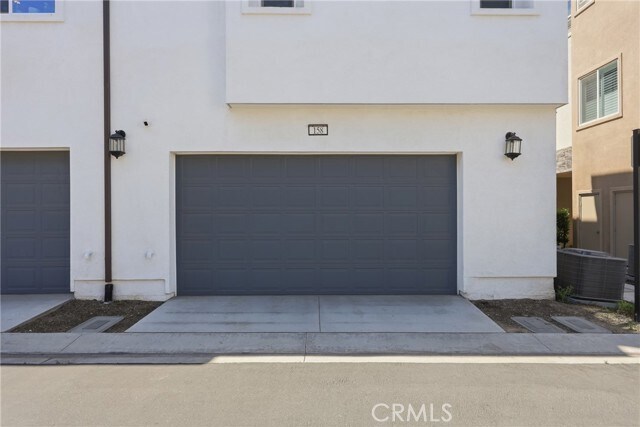 Building Photo - 158 Restore