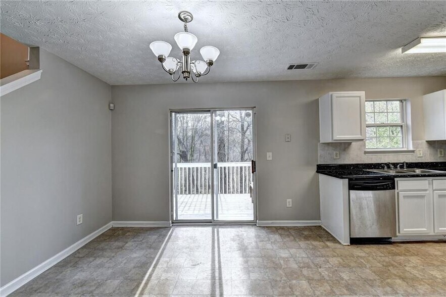 Building Photo - 960 Melrose Park Pl NW