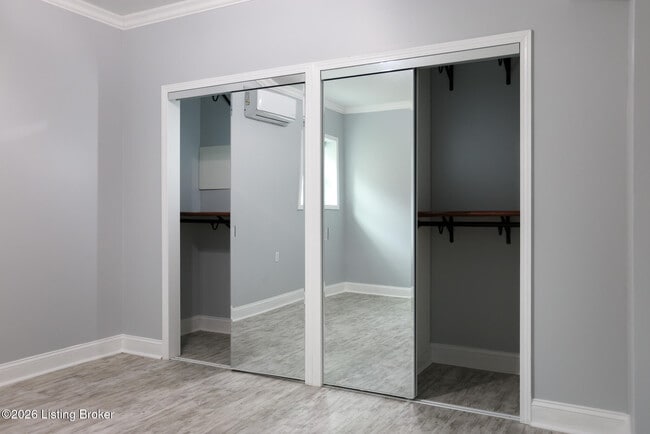 Building Photo - 4421 Sycamore Forest Pl