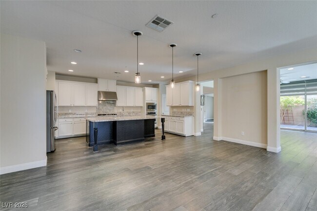 Building Photo - 2497 Birch Hollow St