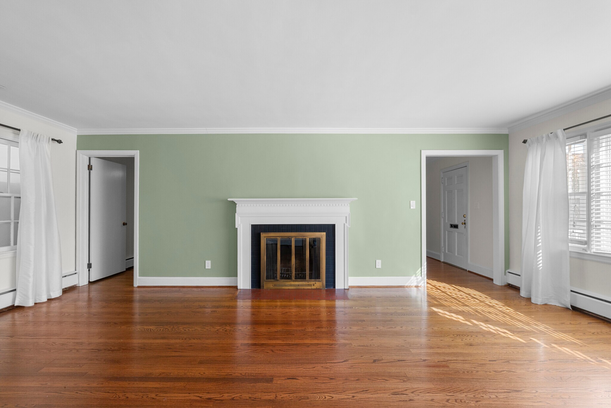 Building Photo - 221 W Avondale Dr