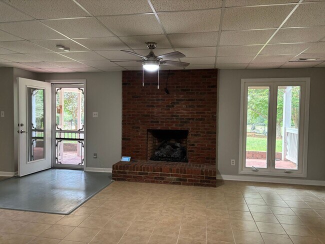 Building Photo - 240 Canvasback Rd