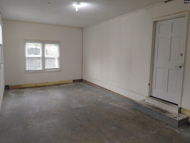 Building Photo - 224 Hickory Ridge Dr