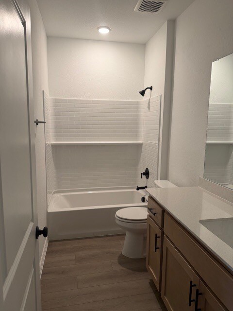 Building Photo - 636 Big Bend Dr