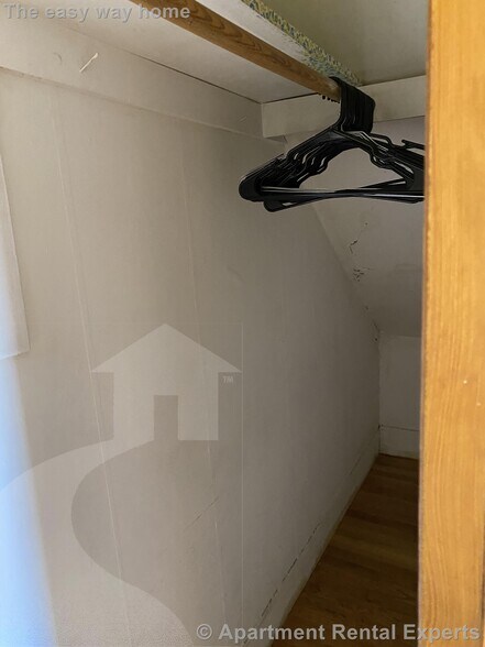 Building Photo - 381 Harvard St