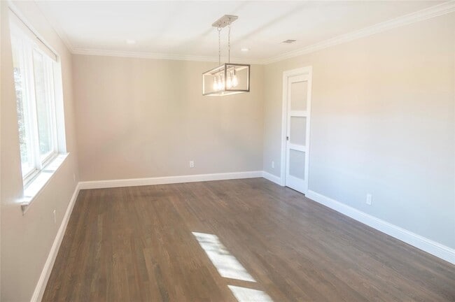Building Photo - 2550 Norsworthy Dr