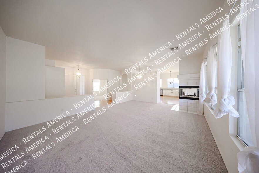 Building Photo - 1711 S 97th St