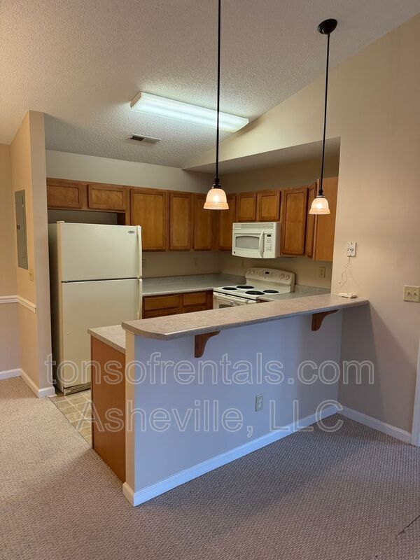 Building Photo - 149 Morningside Ln