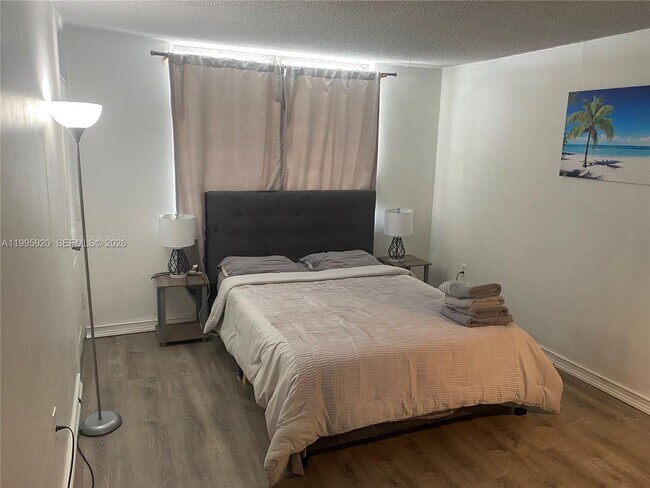 Building Photo - 1732 Meridian Ave