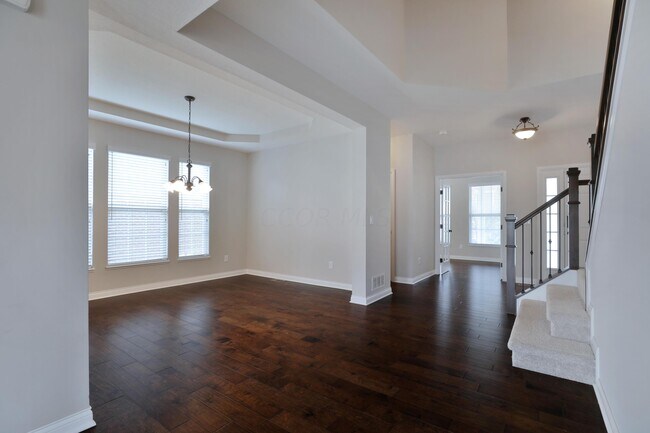 Building Photo - 1412 Leesland Dr