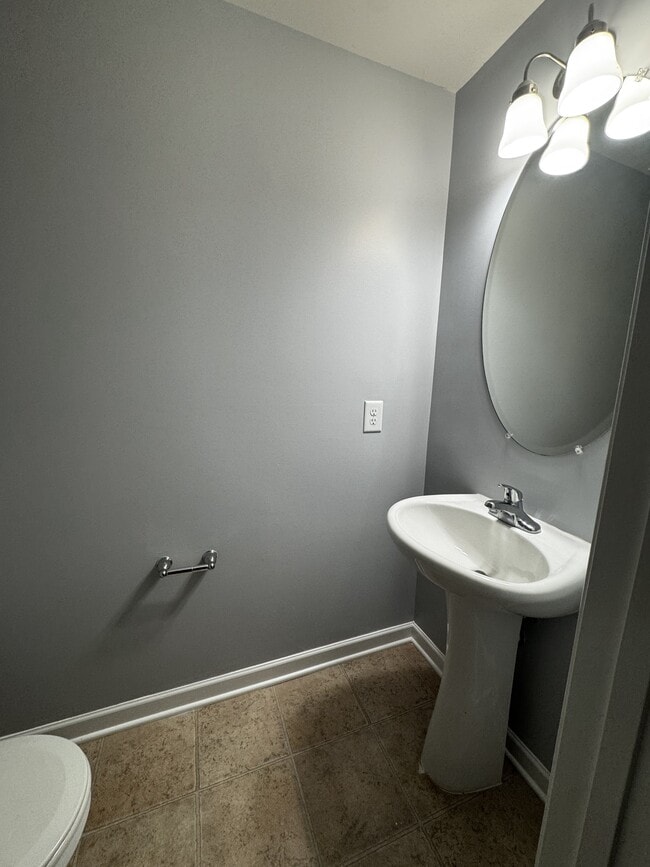 Building Photo - 113 Carnegie Links Dr