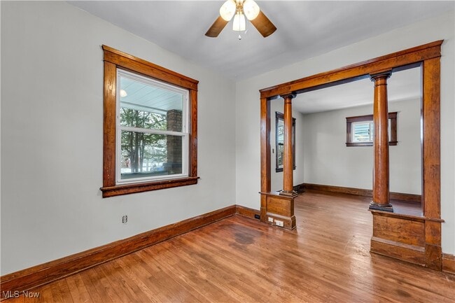 Building Photo - 11601 Headley Ave