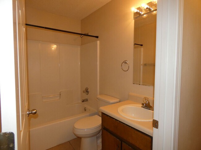 Building Photo - Spacious 3-Bedroom Home — Large Backyard