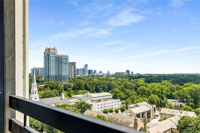 Building Photo - 2660 Peachtree Rd
