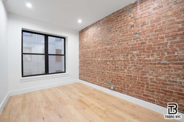 Building Photo - 3 bedroom in Brooklyn NY 11226