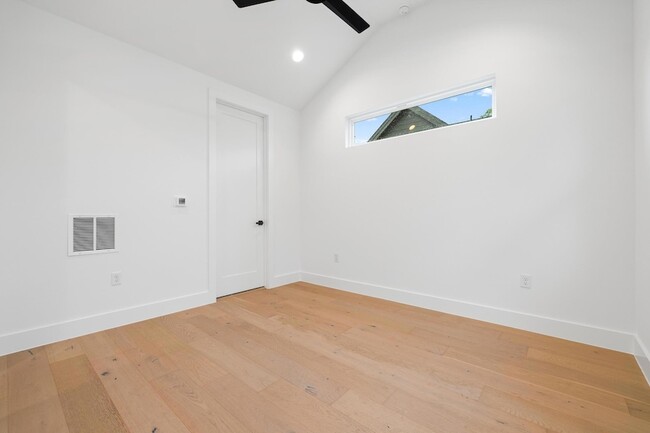 Building Photo - 7706 Watson St