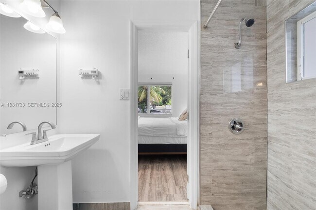 Building Photo - 1850 NW 92nd St