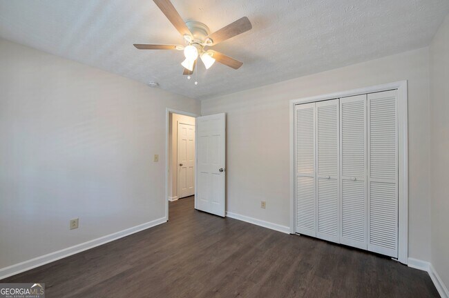 Building Photo - 3502 Wilderness Dr